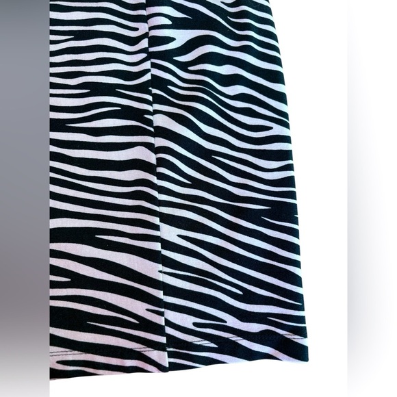 NWOT, Simply Emma, Plus-Size Zebra Print Elastic Skirt, 3X, Pink & Black - Picture 4 of 7